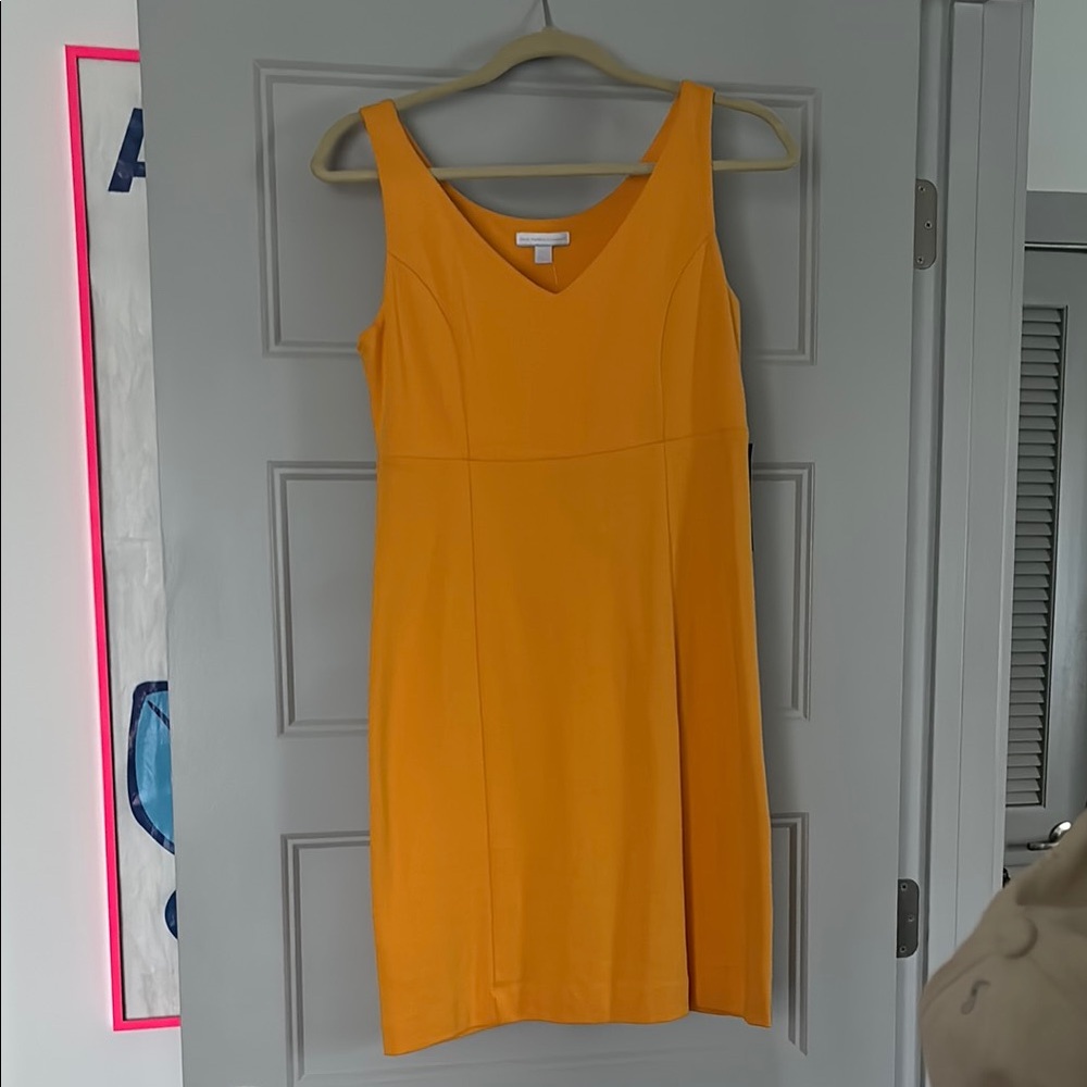 Elegant Yellow Sleeveless Dress
